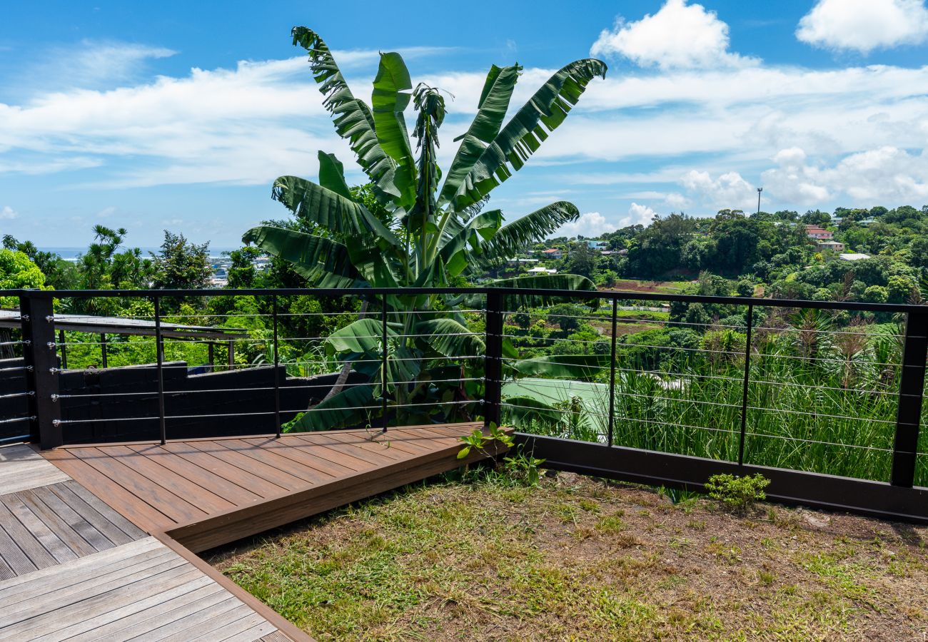 Villa in Papeete - St Ame House Papeete avec Vue et Piscine 