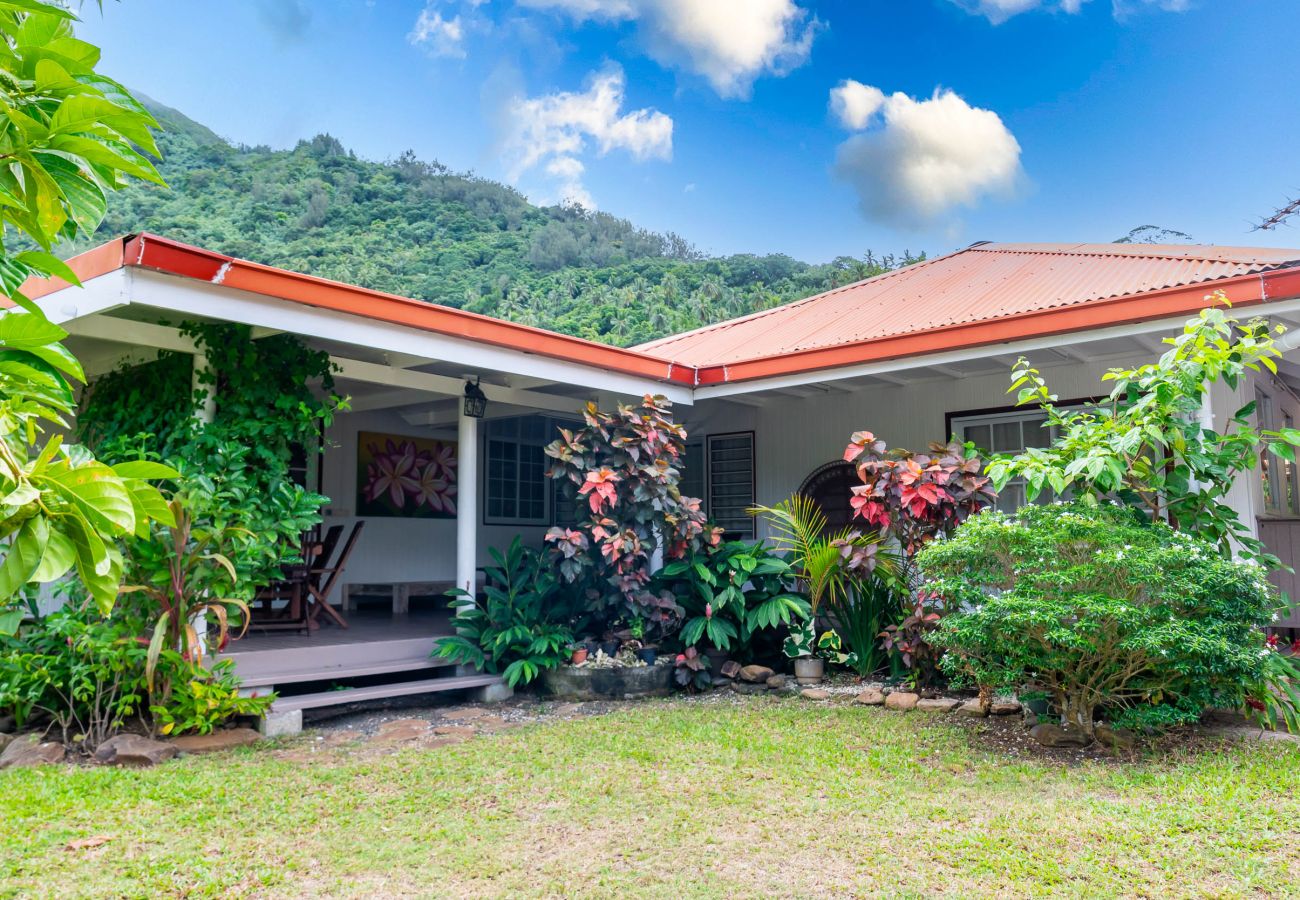 House in Teavaro - Aroha Nui Lodge 2CH 5min du quai à Teavaro Moorea