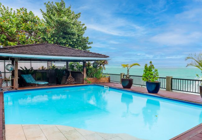 Villa/Dettached house in Paea - Villa Sunset Manaarii in Paea Piscine et Plage